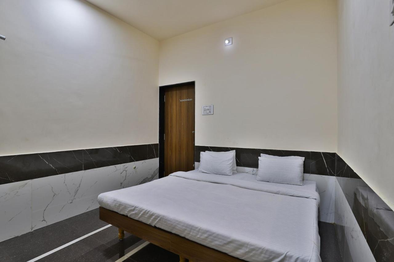 Spot On 37366 Hotel Mahalaxmi Dwarka (Gujarat) Exterior photo