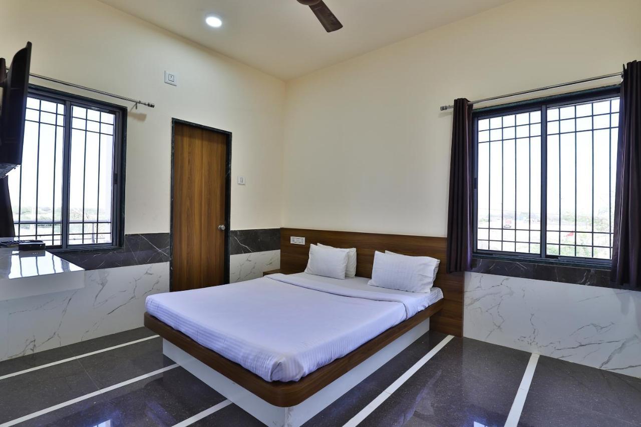 Spot On 37366 Hotel Mahalaxmi Dwarka (Gujarat) Exterior photo