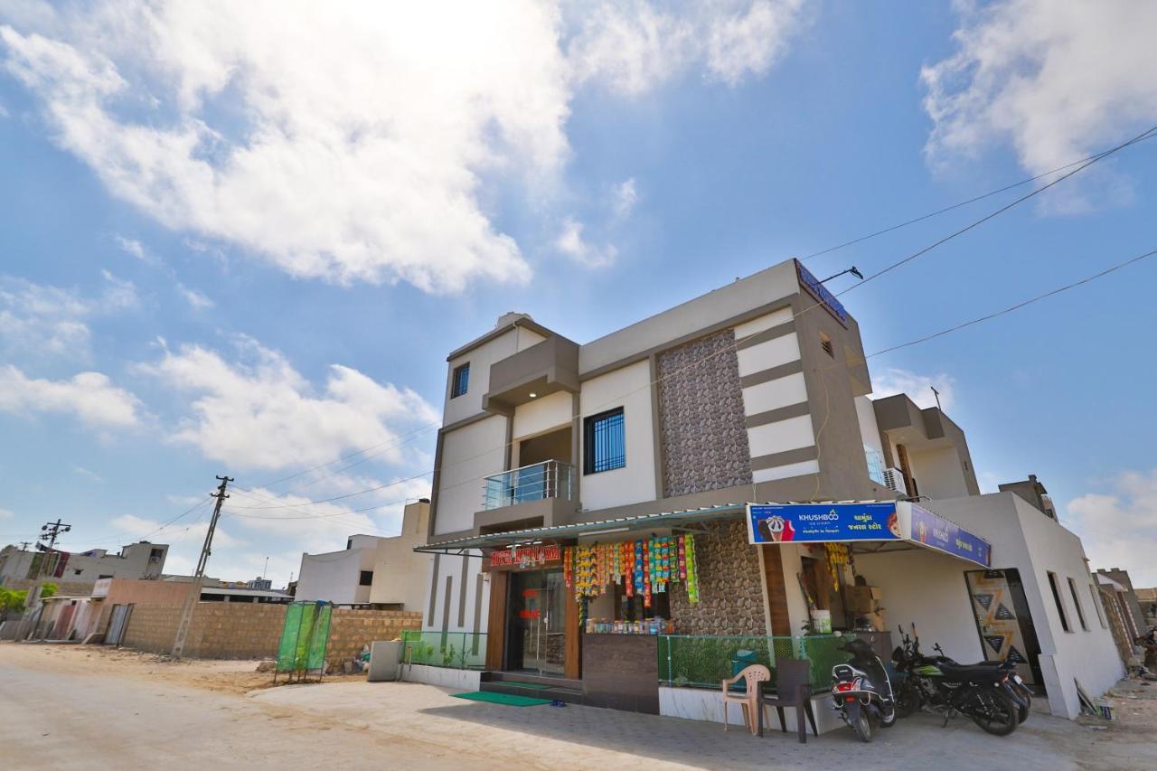 Spot On 37366 Hotel Mahalaxmi Dwarka (Gujarat) Exterior photo