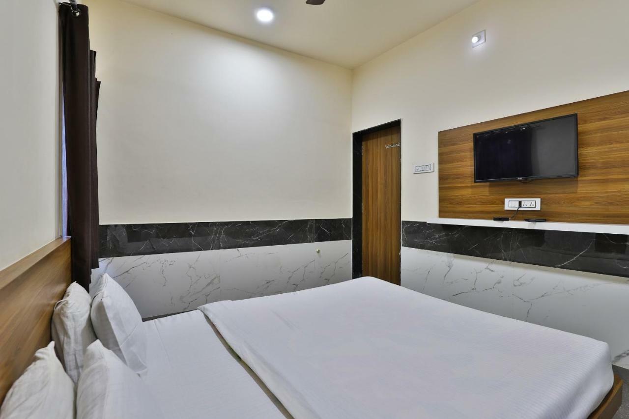 Spot On 37366 Hotel Mahalaxmi Dwarka (Gujarat) Exterior photo