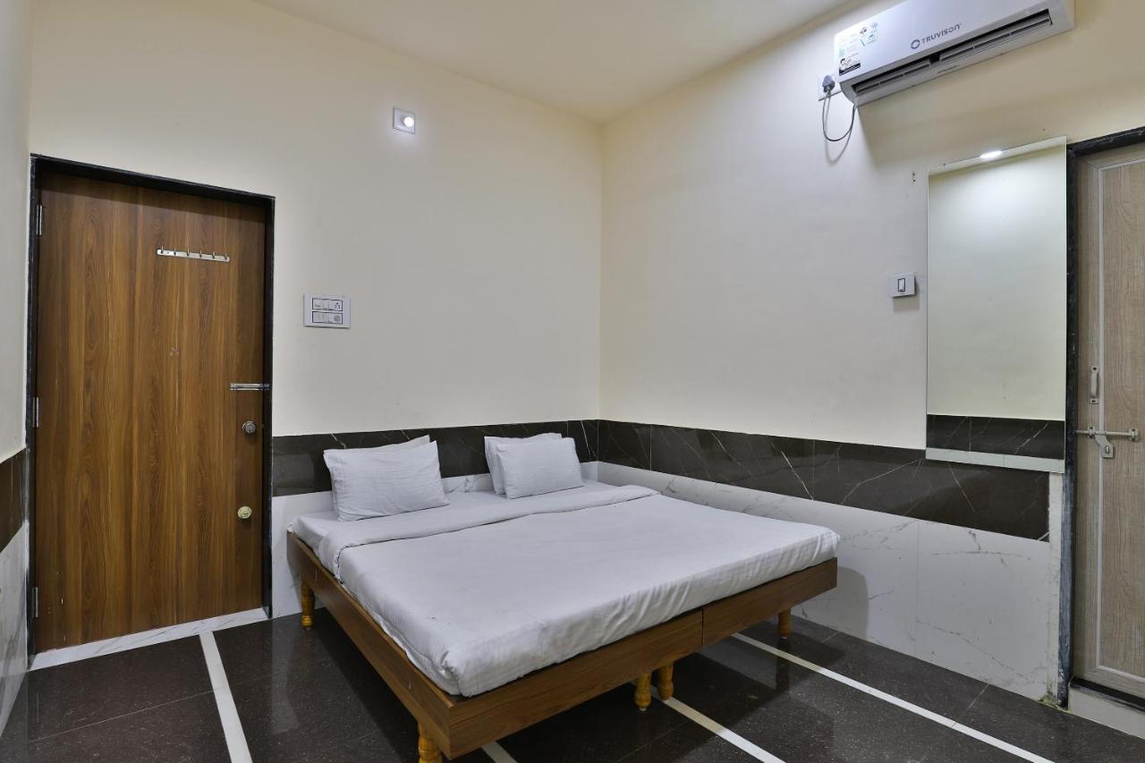 Spot On 37366 Hotel Mahalaxmi Dwarka (Gujarat) Exterior photo