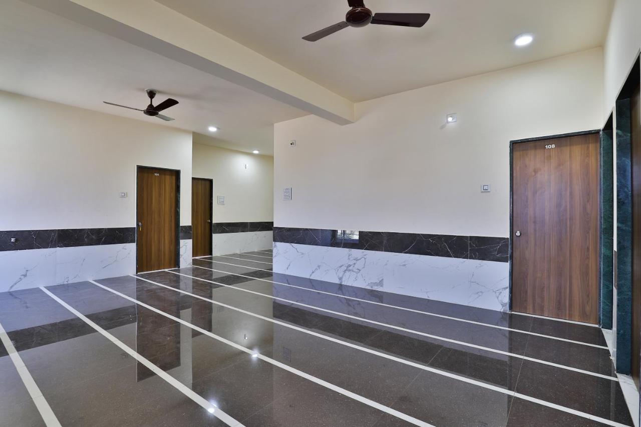 Spot On 37366 Hotel Mahalaxmi Dwarka (Gujarat) Exterior photo